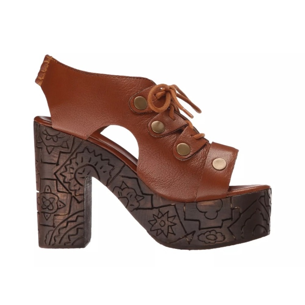 NIB Free People “Farrah Clog” - Picture 2 of 7